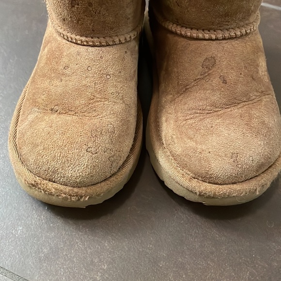 Baby Ugg Boots - Picture 3 of 3